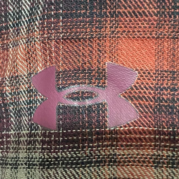 UNDERARMOUR MENS SIZE XL RUST BLACK FLANNEL SHIRT SNAP BUTTONS  GOOD CONDITION - Picture 3 of 11